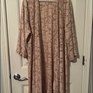 LIGHT PINK HACCI BURNOUT HI-LO KIMONO